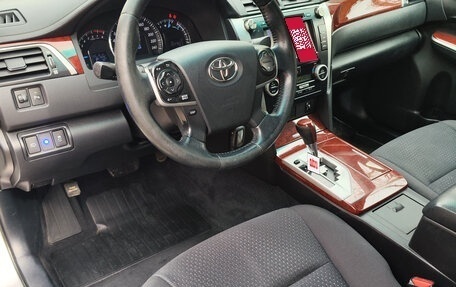 Toyota Camry, 2013 год, 1 600 000 рублей, 15 фотография