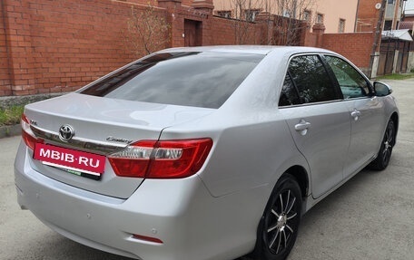 Toyota Camry, 2013 год, 1 600 000 рублей, 10 фотография