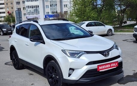 Toyota RAV4, 2019 год, 2 790 000 рублей, 7 фотография