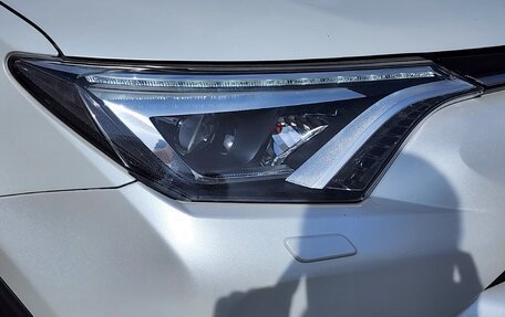 Toyota RAV4, 2019 год, 2 790 000 рублей, 10 фотография