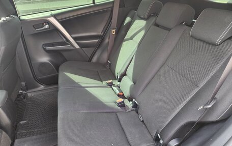 Toyota RAV4, 2019 год, 2 790 000 рублей, 16 фотография