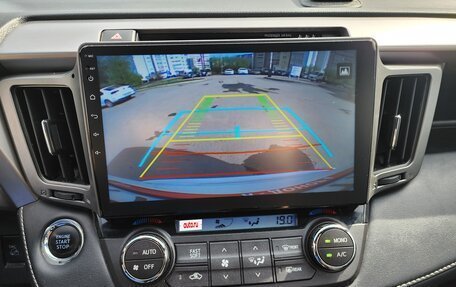 Toyota RAV4, 2019 год, 2 790 000 рублей, 21 фотография