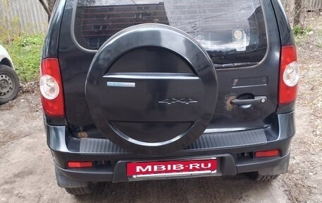 Chevrolet Niva I рестайлинг, 2010 год, 375 000 рублей, 3 фотография