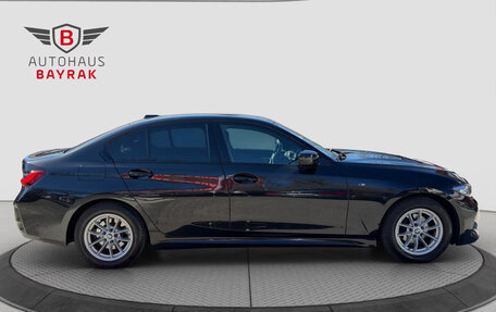 BMW 3 серия, 2022 год, 3 920 677 рублей, 8 фотография