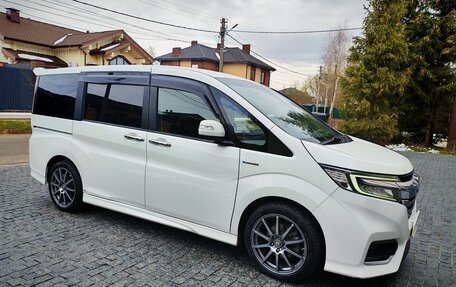 Honda Stepwgn IV, 2018 год, 2 400 000 рублей, 7 фотография