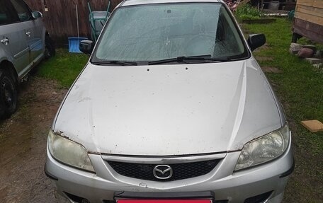 Mazda 323, 2001 год, 105 000 рублей, 1 фотография