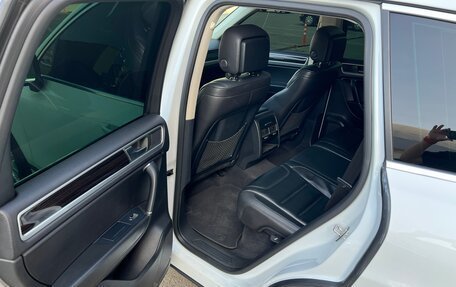 Volkswagen Touareg III, 2014 год, 2 850 000 рублей, 21 фотография