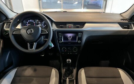Skoda Rapid I, 2019 год, 1 035 000 рублей, 9 фотография