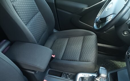 Volkswagen Tiguan I, 2010 год, 1 285 000 рублей, 35 фотография