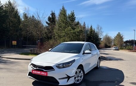 KIA cee'd III, 2022 год, 2 400 000 рублей, 1 фотография