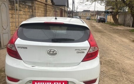 Hyundai Solaris II рестайлинг, 2013 год, 520 000 рублей, 2 фотография