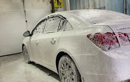 Chevrolet Cruze II, 2011 год, 850 000 рублей, 10 фотография