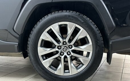 Toyota RAV4, 2019 год, 2 890 000 рублей, 19 фотография