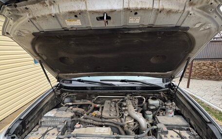 Toyota Land Cruiser Prado 150 рестайлинг 2, 2015 год, 3 500 000 рублей, 22 фотография