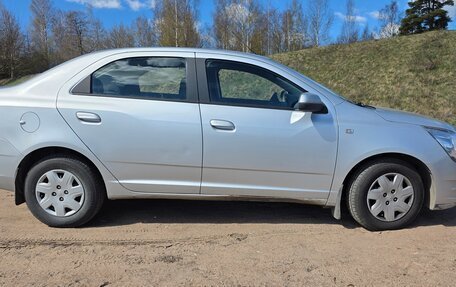 Chevrolet Cobalt II, 2013 год, 670 000 рублей, 3 фотография