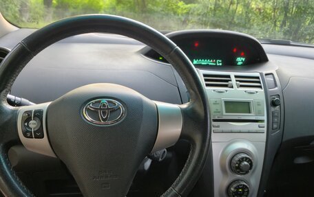 Toyota Yaris III рестайлинг, 2008 год, 595 000 рублей, 14 фотография