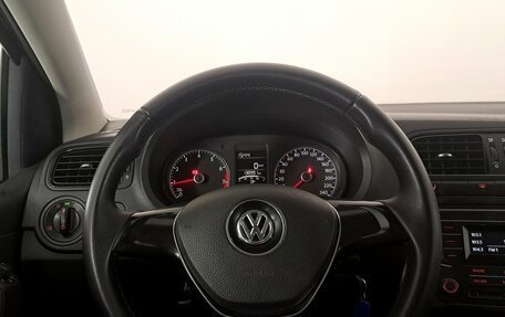 Volkswagen Polo VI (EU Market), 2017 год, 1 080 000 рублей, 11 фотография