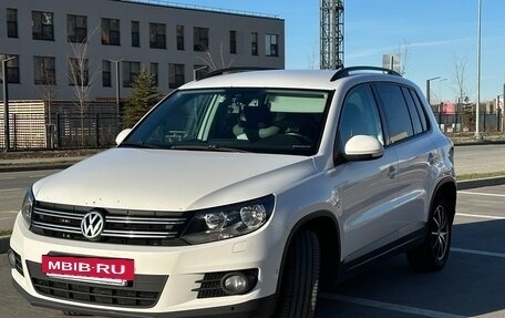 Volkswagen Tiguan I, 2012 год, 999 000 рублей, 4 фотография
