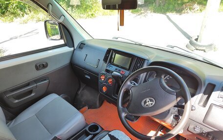 Toyota Lite Ace VI, 2010 год, 900 000 рублей, 4 фотография