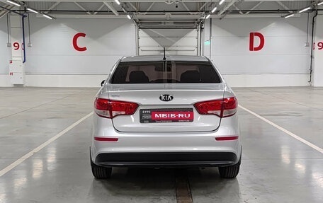 KIA Rio III рестайлинг, 2016 год, 990 000 рублей, 7 фотография