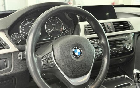 BMW 3 серия, 2019 год, 2 600 000 рублей, 14 фотография