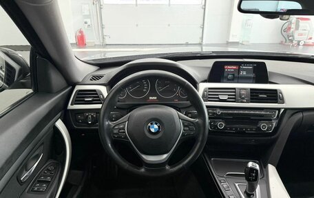 BMW 3 серия, 2019 год, 2 600 000 рублей, 18 фотография