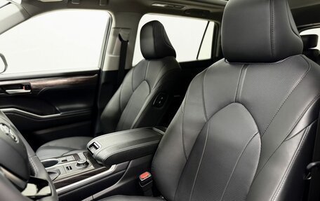 Toyota Highlander, 2026 год, 5 590 000 рублей, 12 фотография