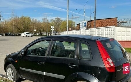 Ford Fiesta, 2006 год, 450 000 рублей, 2 фотография