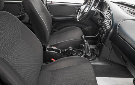 Chevrolet Niva I рестайлинг, 2017 год, 649 000 рублей, 21 фотография