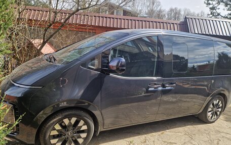 Hyundai Staria, 2022 год, 6 900 000 рублей, 1 фотография