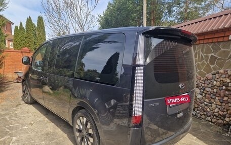 Hyundai Staria, 2022 год, 6 900 000 рублей, 8 фотография