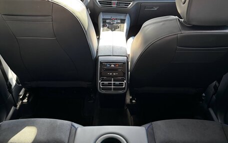 Volkswagen Tiguan, 2024 год, 5 700 000 рублей, 11 фотография