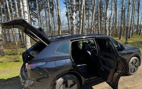 Volkswagen Tiguan, 2024 год, 5 700 000 рублей, 9 фотография