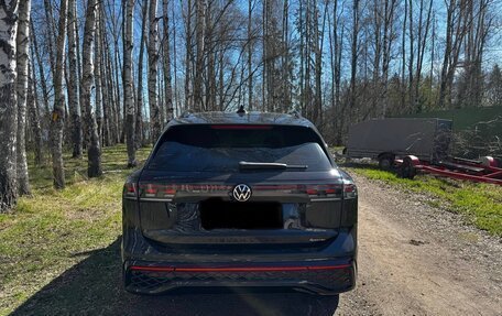 Volkswagen Tiguan, 2024 год, 5 700 000 рублей, 7 фотография