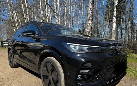 Volkswagen Tiguan, 2024 год, 5 700 000 рублей, 17 фотография