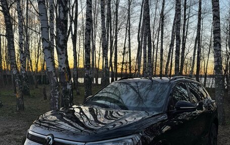 Volkswagen Tiguan, 2024 год, 5 700 000 рублей, 33 фотография