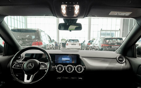 Mercedes-Benz GLA, 2020 год, 3 550 000 рублей, 17 фотография