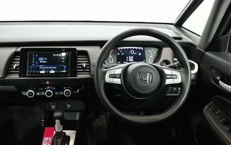 Honda Fit, 2020 год, 1 470 000 рублей, 17 фотография