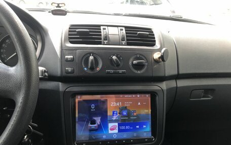 Skoda Fabia II, 2012 год, 785 000 рублей, 14 фотография