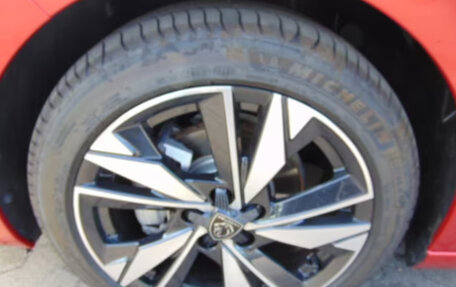 Peugeot 308, 2022 год, 2 615 973 рублей, 16 фотография