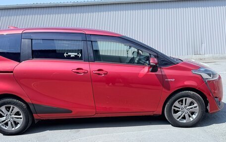 Toyota Sienta II, 2017 год, 1 200 000 рублей, 3 фотография