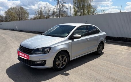 Volkswagen Polo VI (EU Market), 2016 год, 1 050 000 рублей, 2 фотография