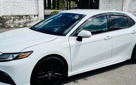 Toyota Camry, 2021 год, 2 850 000 рублей, 6 фотография