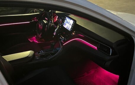 Toyota Camry, 2021 год, 2 850 000 рублей, 21 фотография