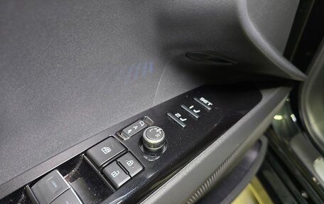 Toyota Camry, 2025 год, 4 078 000 рублей, 15 фотография
