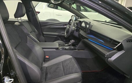 Toyota Camry, 2025 год, 4 078 000 рублей, 31 фотография