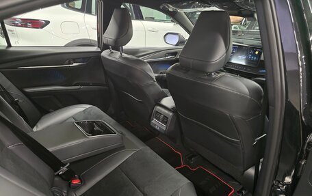 Toyota Camry, 2025 год, 4 078 000 рублей, 33 фотография