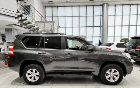 Toyota Land Cruiser Prado 150 рестайлинг 2, 2014 год, 3 450 000 рублей, 8 фотография