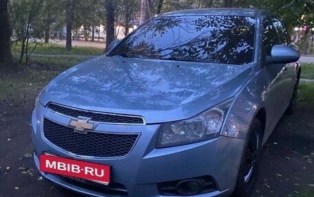 Chevrolet Cruze II, 2010 год, 477 000 рублей, 21 фотография