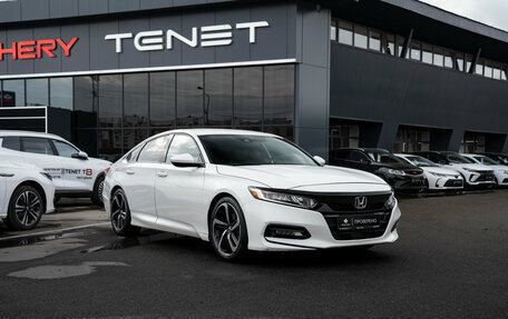 Honda Accord IX рестайлинг, 2018 год, 1 875 000 рублей, 2 фотография
